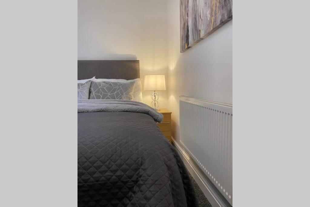 Alicia Newport By Mia Living 2 Bedroom Apartment With Dedicated Parking Eksteriør bilde