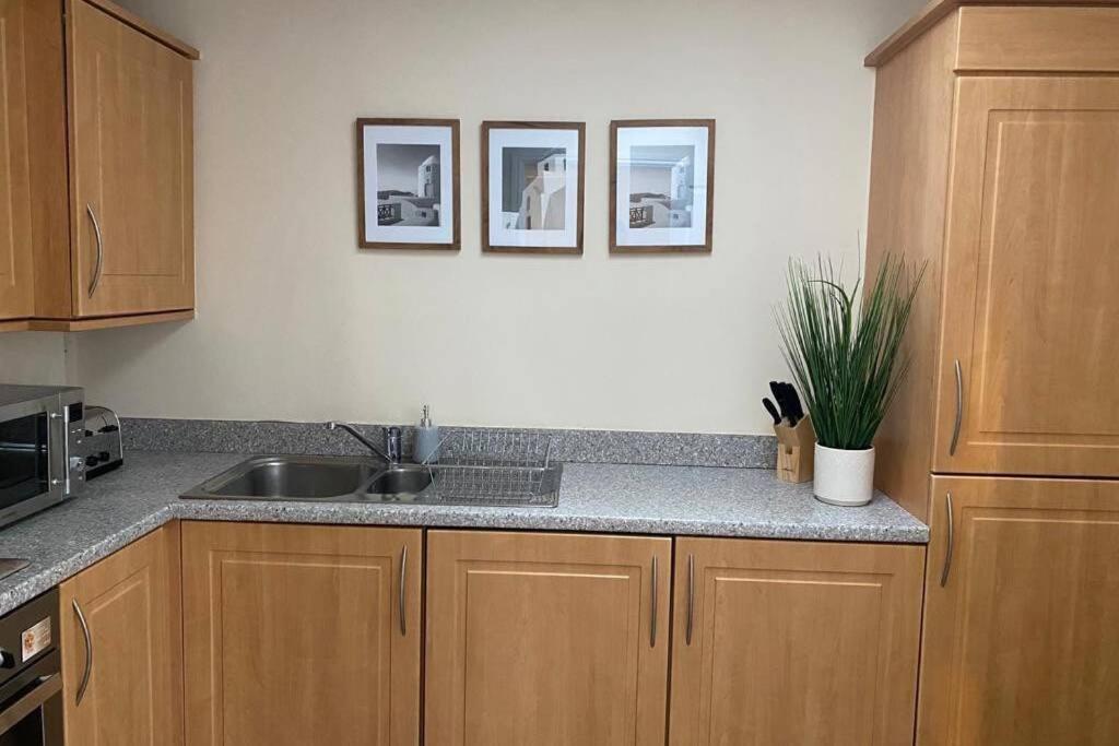 Alicia Newport By Mia Living 2 Bedroom Apartment With Dedicated Parking Eksteriør bilde